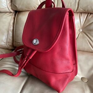 Authentic Coach RED Leather Turnlock Daypack Backpack Bag Nickel Hardware